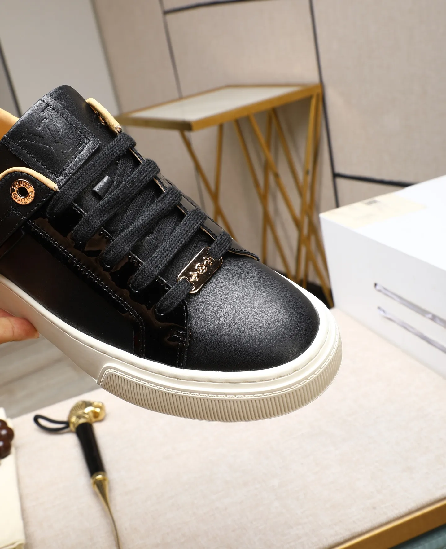 Men's shoes 💰460 [LV～] Men's casual shoes 2025z cabinet sales simultaneously 🔶Size: 38-44 #️⃣ 🔷3 colors🔜The upper is made of multi-material splicing➕cow leather lining, comfortable and breathable, sole: original comfortable and wear-resistant outsole, ⚠️real thing📱photographed🎬real thing is better📢📢📢
